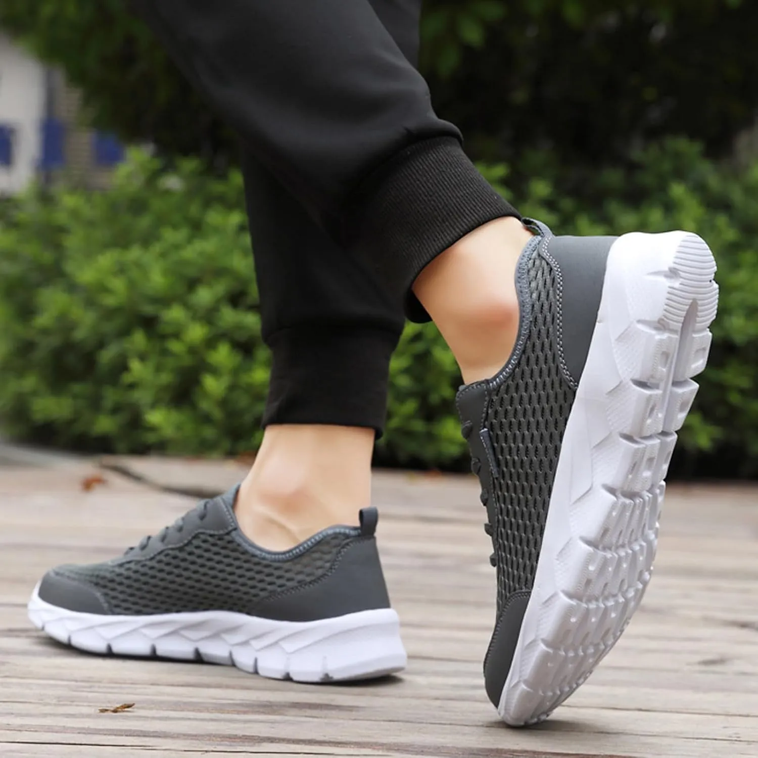Arch Support Fitness Sneaker for Men Comfortable Breathable Stretch Canvas Slip on Sneaker Men's Recovery Shoes