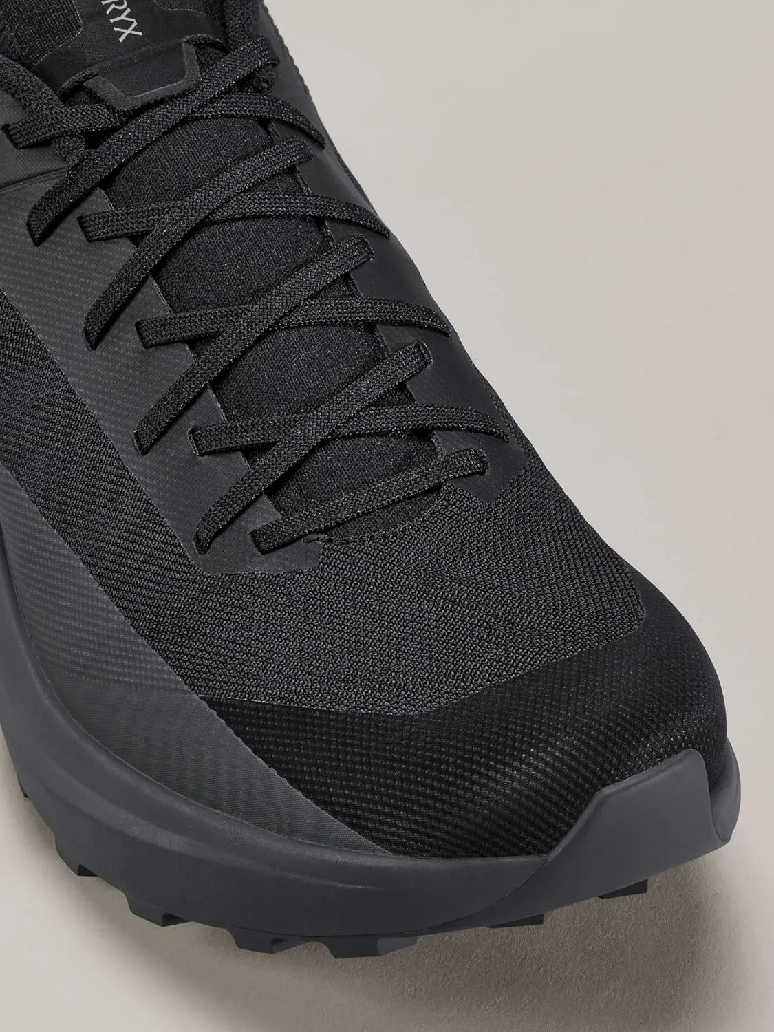 Arc'teryx Men's Norvan LD 4 - Lightweight Mountain Running Shoes for Men, Long Distance Running Shoes for All Terrains