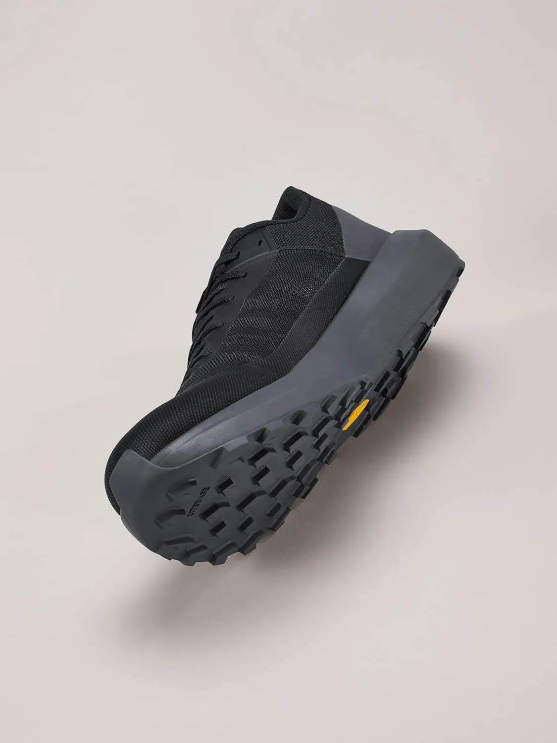 Arc'teryx Men's Norvan LD 4 - Lightweight Mountain Running Shoes for Men, Long Distance Running Shoes for All Terrains