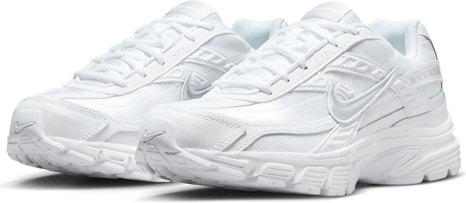 NIKE Women's Sneakers Trail Running Shoes